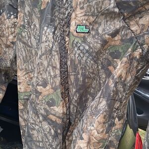 BugTamer Netted Jacket An Hood To Keep Them Knats AwayHuntRite Camouflage Jacket